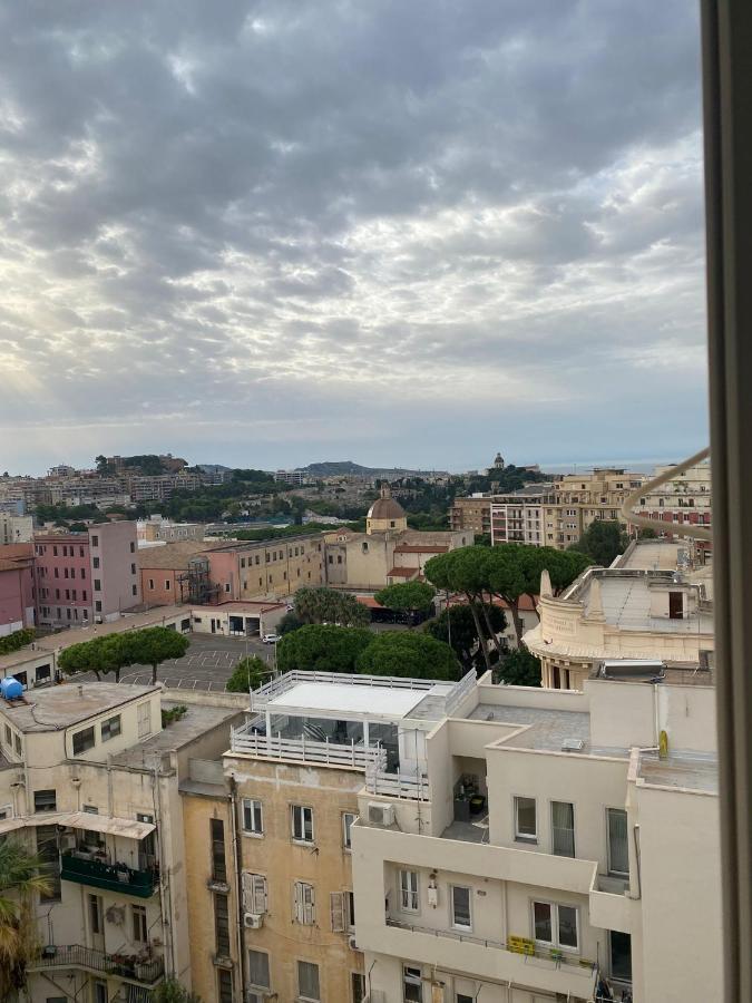 Sky And Sea Lägenhet Cagliari Exteriör bild
